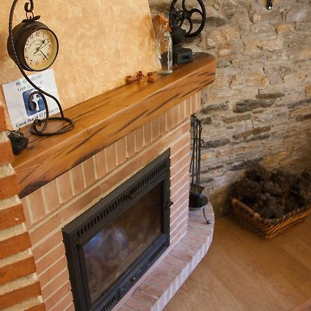 Hostal El Recanto Vega de Valcarce Buitenkant foto