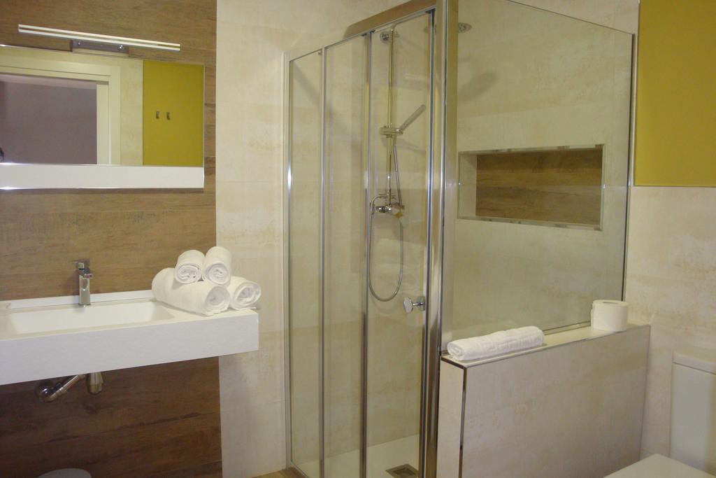 Hostal El Recanto Vega de Valcarce Buitenkant foto